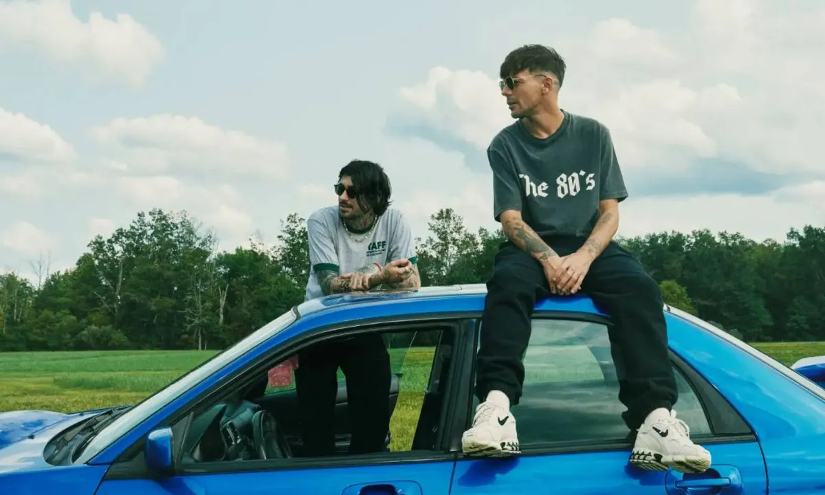 Zayn Malik And Louis Tomlinson's Docuseries Put On Hold Following Major  Physical Fight | Hauterrfly